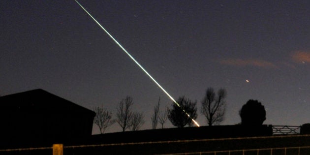 A meteorite creates a streak of light across the night sky over the North Yorkshire moors at Leaholm, near Whitby, northern England, April 26, 2015 REUTERS/Steven Watt TPX IMAGES OF THE DAY FOR BEST QUALITY IMAGE ALSO SEE: GM1EB5E0R0R01