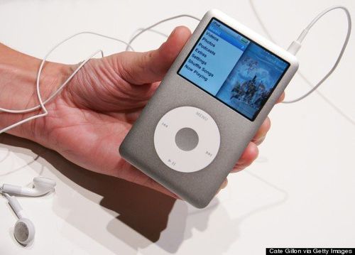 iPod classic、販売終了後に価格高騰 数倍の値段でも買う理由は ...