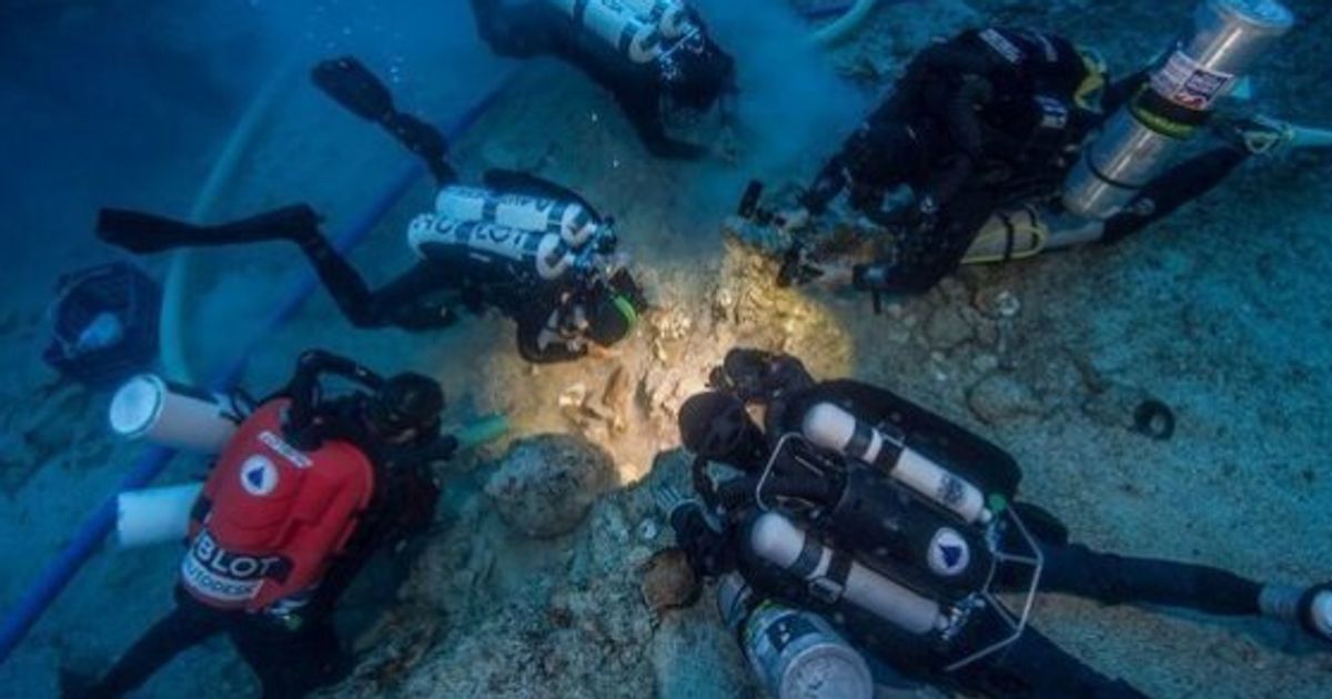 紀元前の沈没船で 古代人の頭蓋骨を発見 世界最古のコンピューター 積む ハフポスト