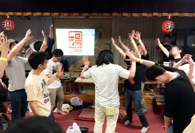 トリを務めたサトウヤスオさんのライブ風景