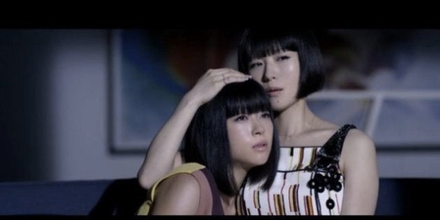 宇多田ヒカルと椎名林檎が新曲デュエット 二時間だけのバカンス 初共演のmv公開 ハフポスト