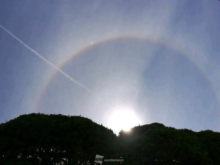 太陽の周りに虹色の輪が出現 名古屋や福岡など広範囲で ハフポスト News