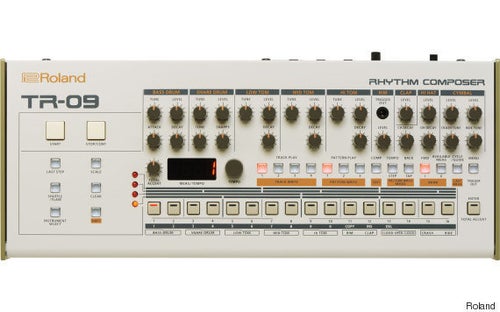 伝説のリズムマシン「TR-909」復活 ジェフ・ミルズの愛機がコンパクト 