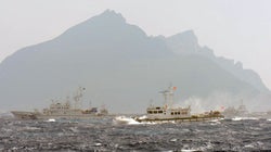 防衛白書2015年度版、中国への警戒と批判強める「自らの主張を妥協なく実現」