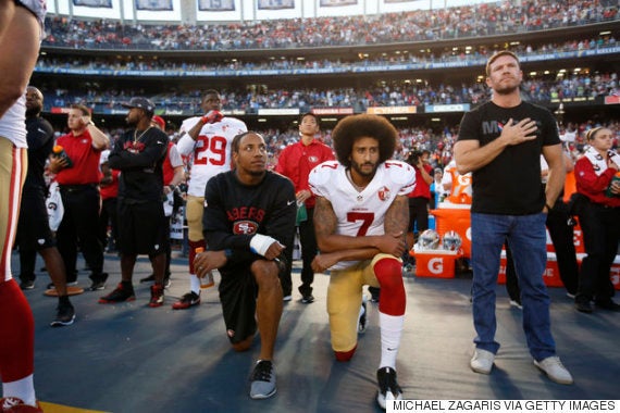 オバマ大統領、国歌斉唱を拒否したコリン・キャパニックを擁護「彼の真摯さを疑っていない」