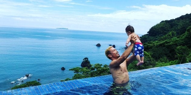 長友佑都 W杯の緊張感から解き放たれ ベビーとの休暇を満喫 ハフポスト 長友佑都 W杯の緊張感から解き放たれ ベビーとの休暇を満喫 ハフポスト