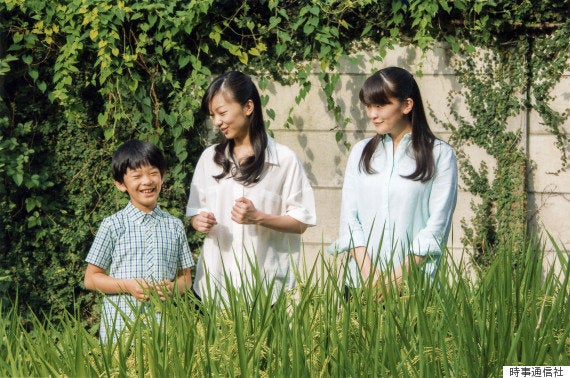 悠仁さまが10歳に 眞子さま 佳子さまとともに田んぼ作り 画像集 ハフポスト