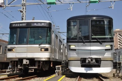 日比谷線3代目車両13000系－