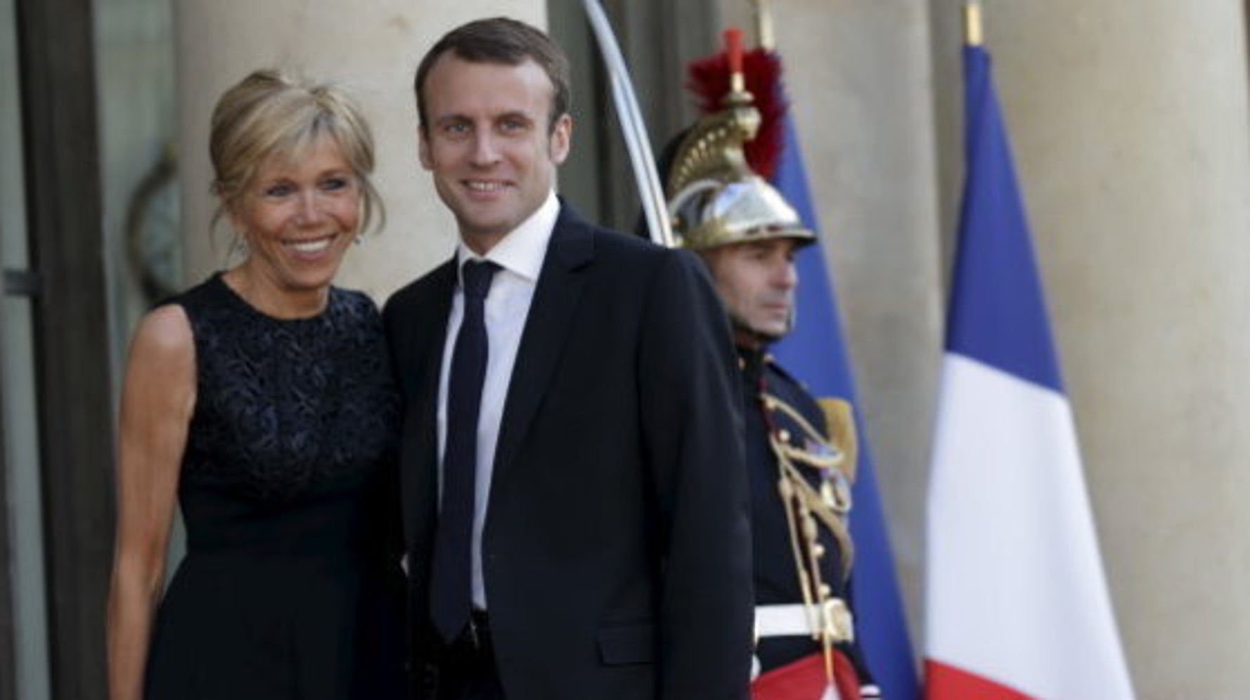 マクロン次期大統領夫人に 公職担わせるべきではない フランス人の7割が抵抗感 なぜ ハフポスト News