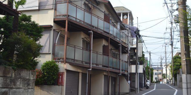 2018年3月に亡くなった船戸結愛ちゃんが住んでいたアパート＝東京都目黒区