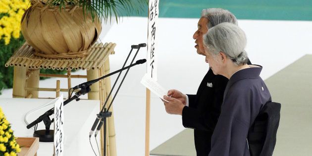 「戦後70年戦没者慰霊祭天皇」の画像検索結果