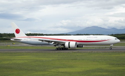 新政府専用機が日本到着。ジャンボジェットから777に