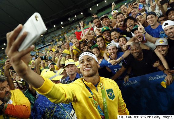 ブラジル サッカー悲願の金 ネイマール 僕たちはピッチで答えを示した リオオリンピック ハフポスト News