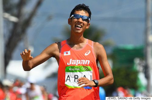 新井 サングラス 競歩