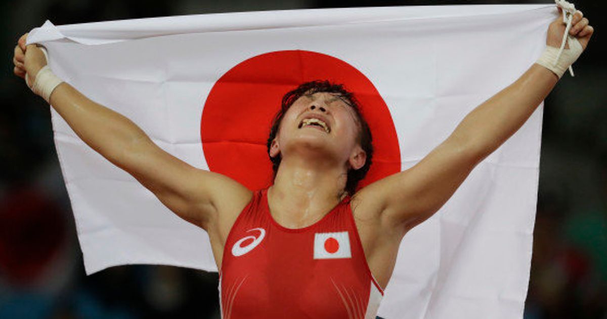 登坂絵莉が金メダル 残り13秒で逆転 信じてくれた家族に感謝 レスリング女子48キロ級 リオオリンピック ハフポスト 登坂絵莉が金メダル 残り13秒で逆転 信じてくれた家族に感謝 レスリング女子48キロ級 リオオリンピック ハフポスト