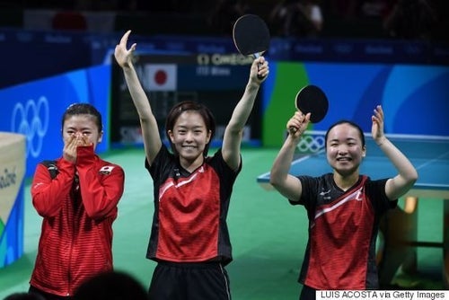卓球女子団体、日本が銅メダル 福原愛、勝利に涙「みんなに感謝してい