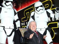 ケニー ベイカー氏死去 スター ウォーズのr2 D2役 小人症の俳優 ハフポスト ケニー ベイカー氏死去 スター ウォーズのr2 D2役 小人症の俳優 ハフポスト