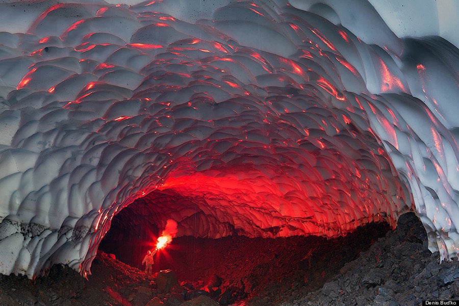 ロシアにある氷の洞窟がまるで別世界のよう ハフポスト