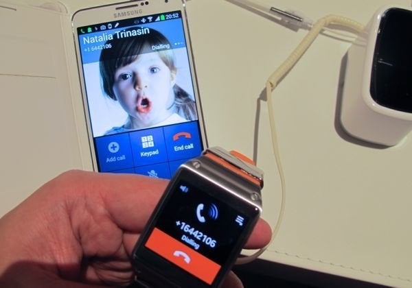 Galaxy Gear」サムスンのスマートウォッチ発表 LINEも使えて国内販売に