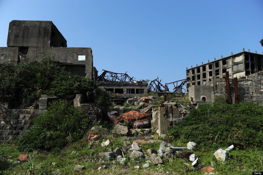 長崎の軍艦島 不気味に取り残された廃墟の街は旅行でもバーチャルツアーでも楽しめる 画像集 ハフポスト