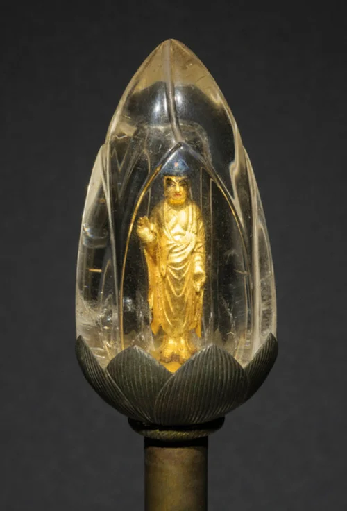 水晶に入った仏像」は、快慶の工房の作品か？ 京都・醍醐寺で