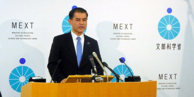 医学部入試調査の中間まとめを発表する柴山昌彦文科相=23日午前11時5分、東京都千代田区の文部科学省、増谷文生撮影