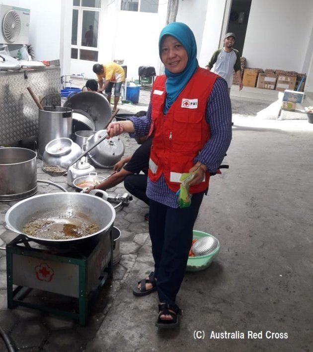 パル市に住むインドネシア赤のボランティア、ヌルヤーティさん(45)