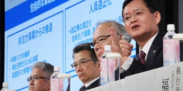 復活賭ける新生 東芝 豪華記者会見の 寒々しさ 大西康之 ハフポスト