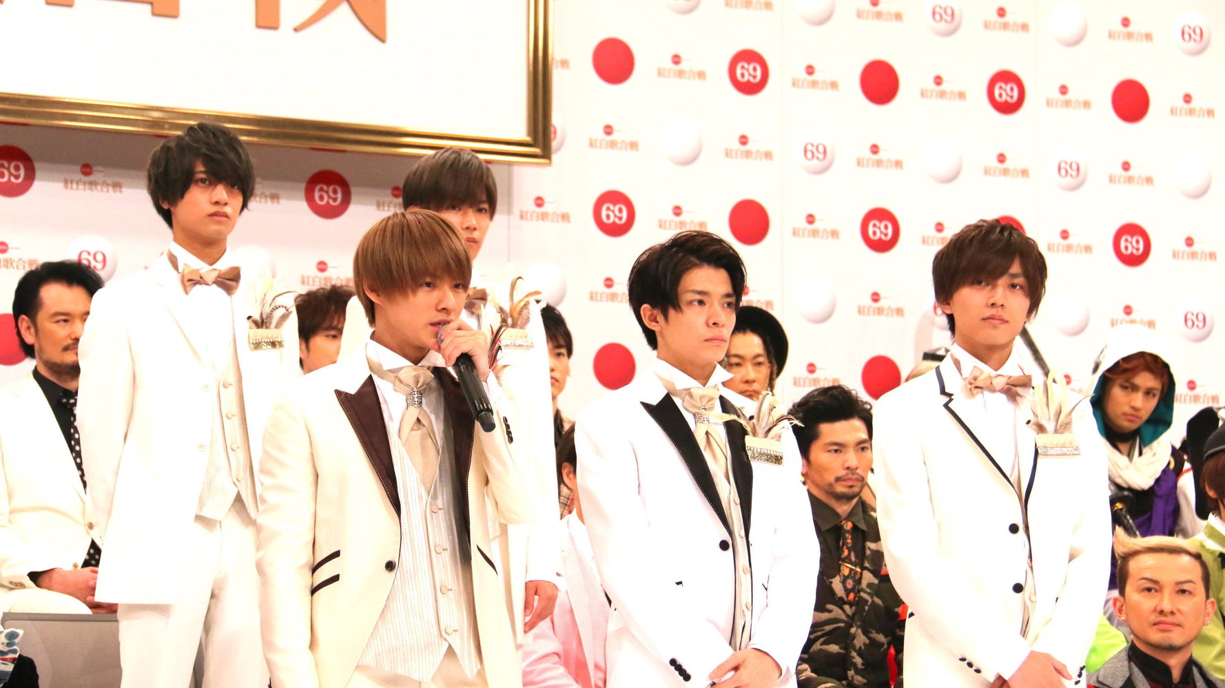 紅白歌合戦 初出場のキンプリは5人 玄樹くんには 見ててね と言いましたし 絶対見るから と言われました ハフポスト