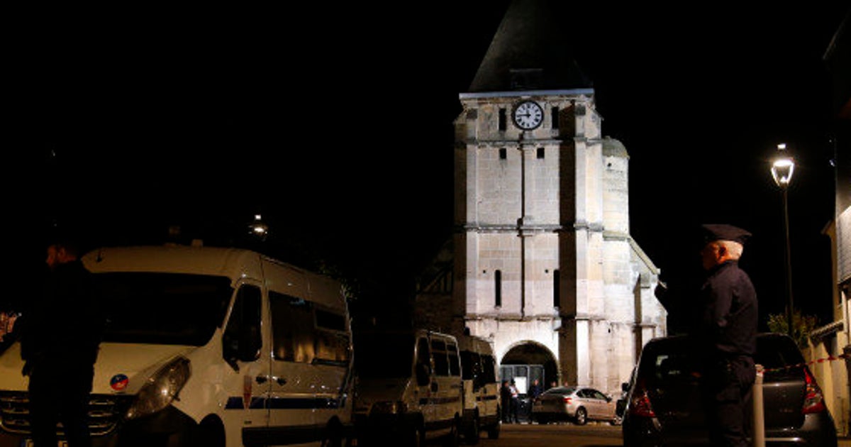 神父を ひざまずかせて 殺害 フランスで教会襲撃 Isの犯行か ハフポスト 神父を ひざまずかせて 殺害 フランスで教会襲撃 Isの犯行か ハフポスト