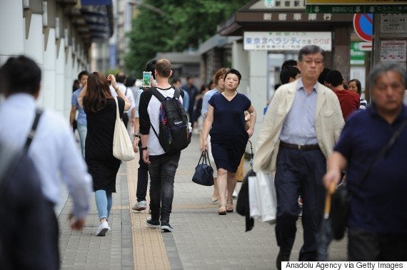 ポケモンgo 歩きスマホを心配する視覚障害者が大勢います 日本点字図書館が呼びかけ ハフポスト