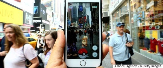 ポケモンgo待望の配信開始 日本でも早速はまる芸能人たち ハフポスト