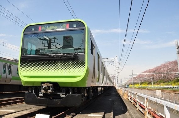 Jr東日本e235系量産先行車 最新技術とデザインを融合したオシャレな車両 エクステリア編 ハフポスト