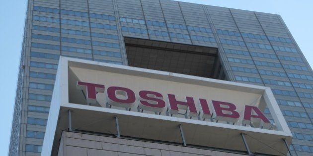 The Toshiba Corporation logo is seen at the company's headquarters in Tokyo on February 16, 2017. Shares in Toshiba fell 1.95 percent to 205.6 yen after losing 16 percent the previous two days as fears mount over massive losses from its US nuclear power business. / AFP / KAZUHIRO NOGI (Photo credit should read KAZUHIRO NOGI/AFP/Getty Images)