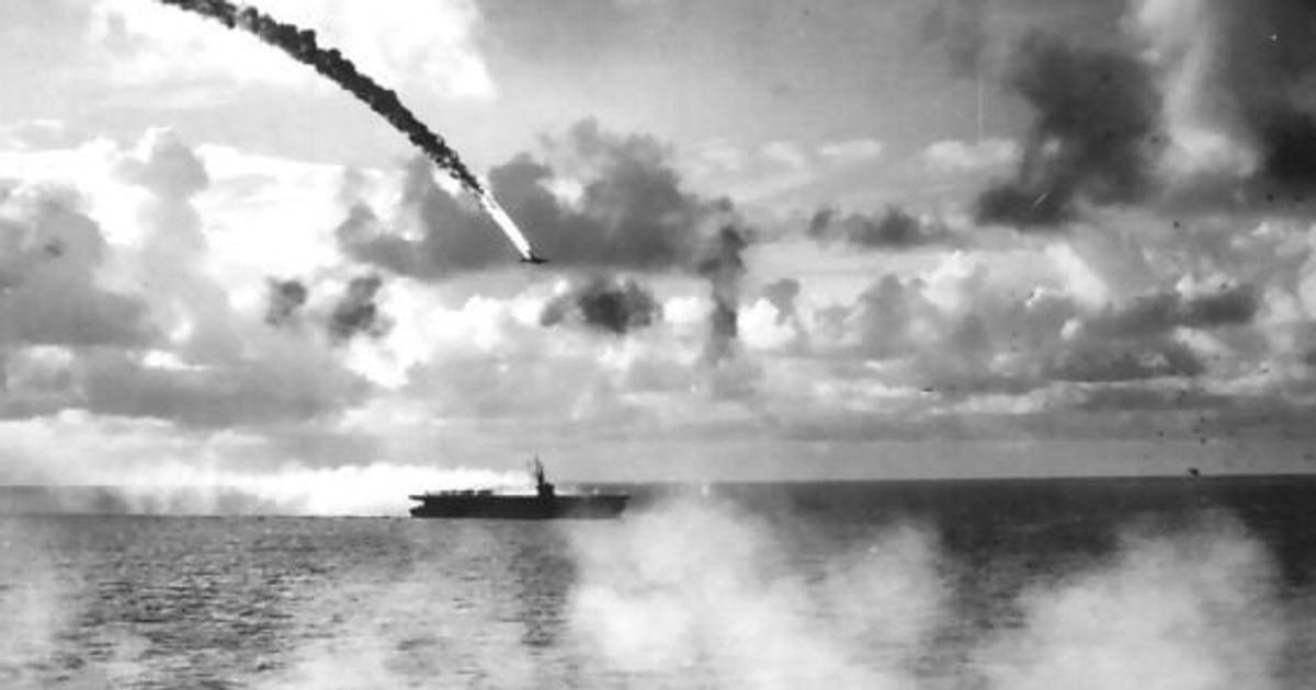 マリアナ沖海戦 大鳳 翔鶴 飛鷹が撃沈した壊滅的な敗北から71年 画像集 ハフポスト マリアナ沖海戦 大鳳 翔鶴 飛鷹が撃沈した壊滅的な敗北から71年 画像集 ハフポスト