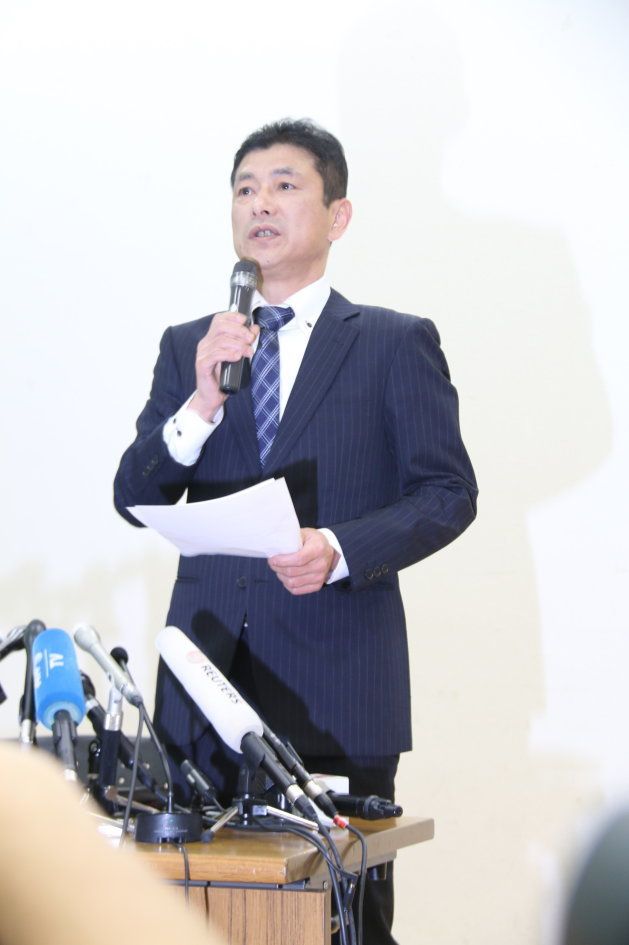 竹田会長の会見後、質疑応答がなかった理由を説明する柳谷企画部長