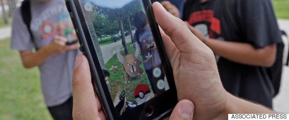 お前は何をやってるんだ ミルコ クロコップも ポケモンgoに夢中 動画 ハフポスト