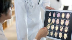 専門職自律の確立、実は「徴医制」 - 平岡