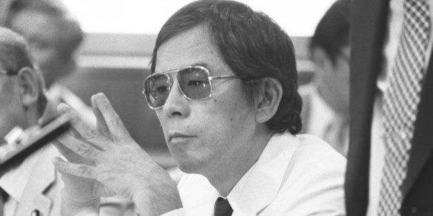 野坂昭如さん死去 火垂るの墓 原作者 タレントとしても活躍 ハフポスト 野坂昭如さん死去 火垂るの墓 原作者 タレントとしても活躍 ハフポスト