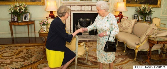 テリーザ メイ氏 どんな人 イギリスの新首相のあだ名は 氷の女王 ハフポスト