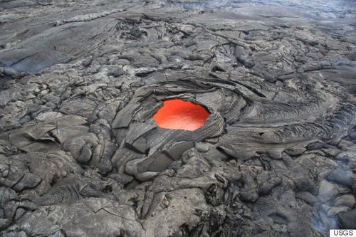 ハワイ・キラウエア火山に「溶岩の天窓」出現、目を見張るような自然の驚異（動画） | ハフポスト NEWS