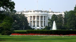 一段と不透明感を増す米国大統領選挙の行方と外交政策への影響