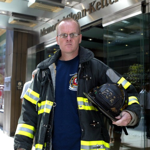 911に立ち向かったヒーローたちの厳しい現実がわかる16のデータ