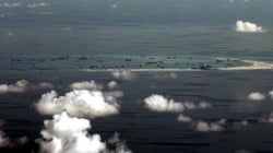 南シナ海で米中対立、板挟みにあうマレーシアの「綱渡り」