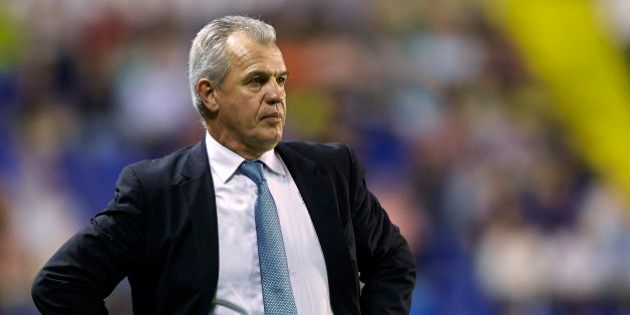 VALENCIA, SPAIN - OCTOBER 26: Head coach Javier Aguirre of Espanyol looks on during the La Liga match between Levante UD and RCD Espanyol at Estadio Ciutat de Valencia on October 26, 2013 in Valencia, Spain. (Photo by Manuel Queimadelos Alonso/Getty Images)
