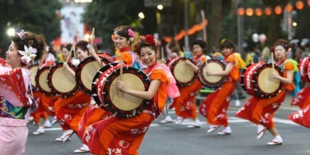 ロシアで盛岡のさんさ踊り 震災支援への感謝込め ハフポスト