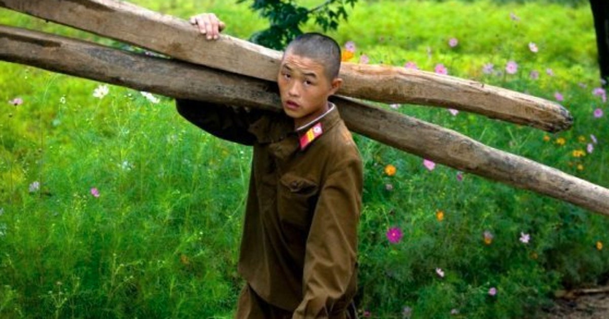 北朝鮮の地方の姿 フランス人カメラマンが隠し撮りでとらえた 画像 ハフポスト 北朝鮮の地方の姿 フランス人カメラマンが隠し撮りでとらえた 画像 ハフポスト