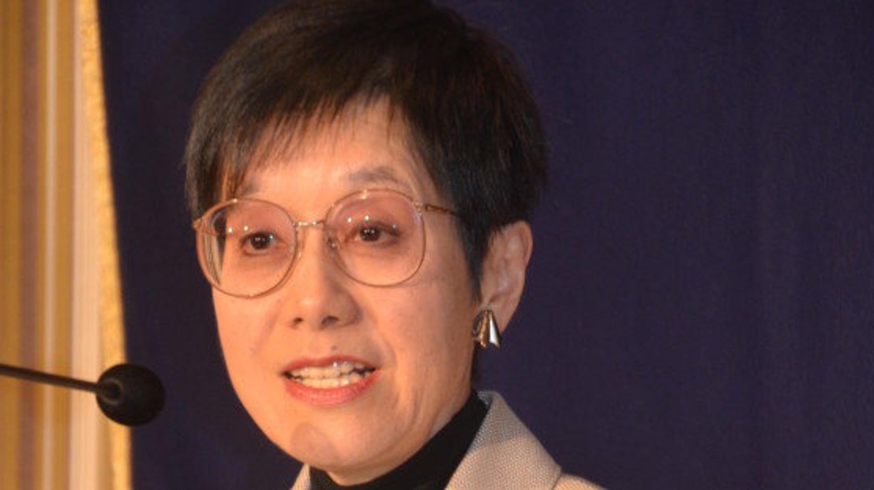 長谷川三千子氏 野村氏の自殺礼賛は 私自身の解釈述べた ハフポスト News