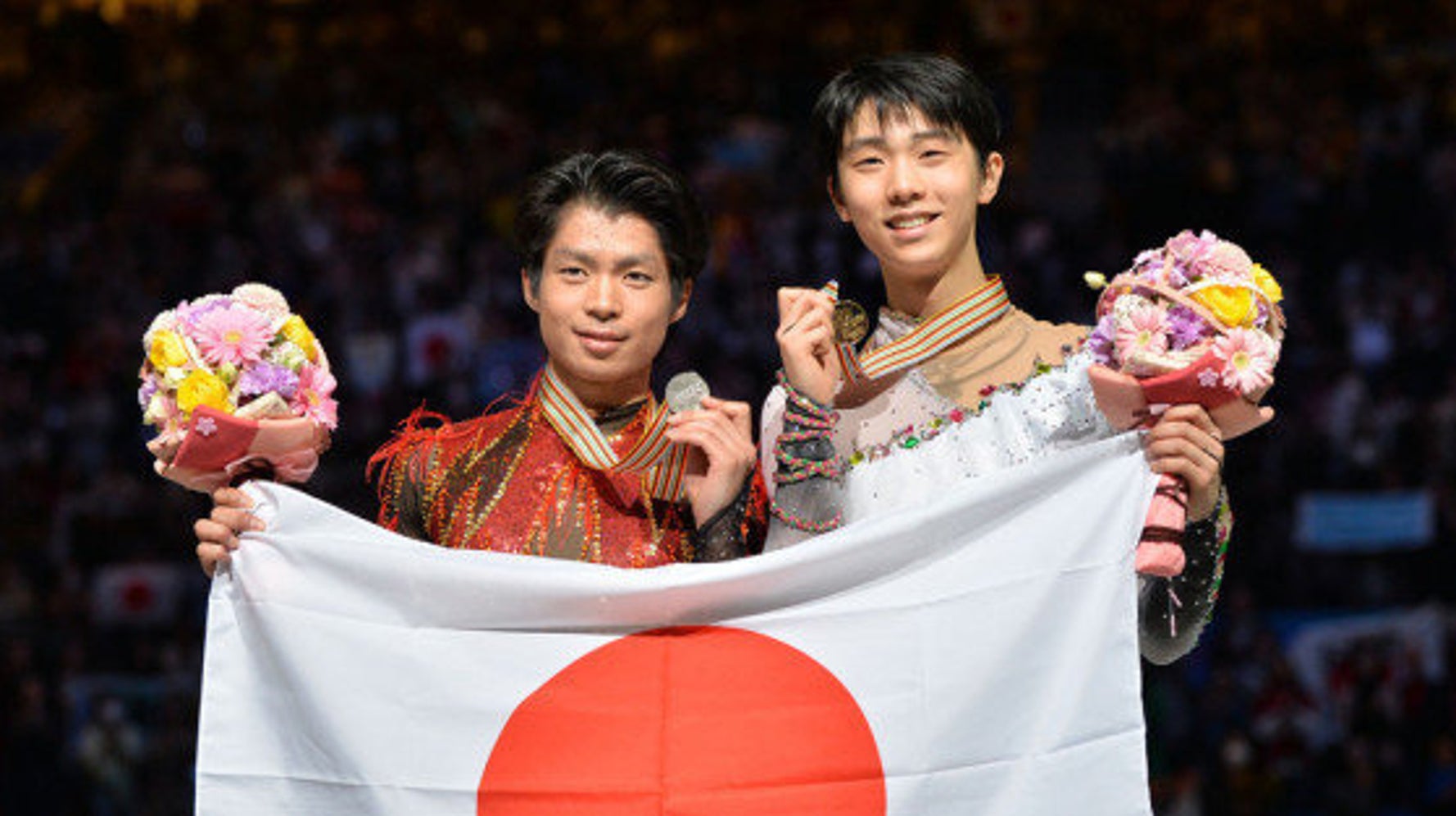 羽生結弦が初優勝 フリーで逆転、2位は町田樹 フィギュア世界選手権