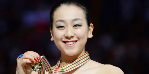 浅田真央が優勝「やっと花開いた」【フィギュア世界選手権】 | ハフポスト NEWS